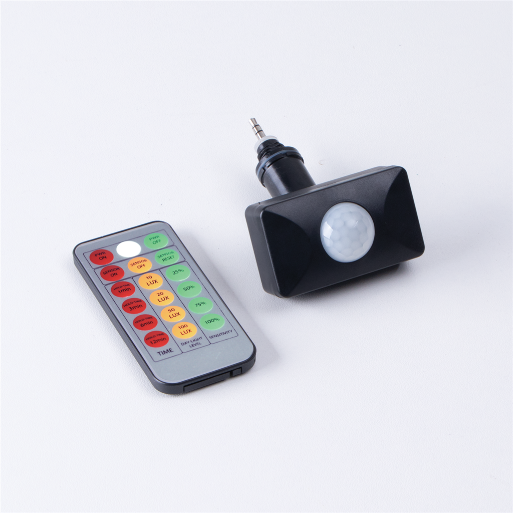Blaze Pro PIR Plug and Play Floodlight Sensor w/ Remote