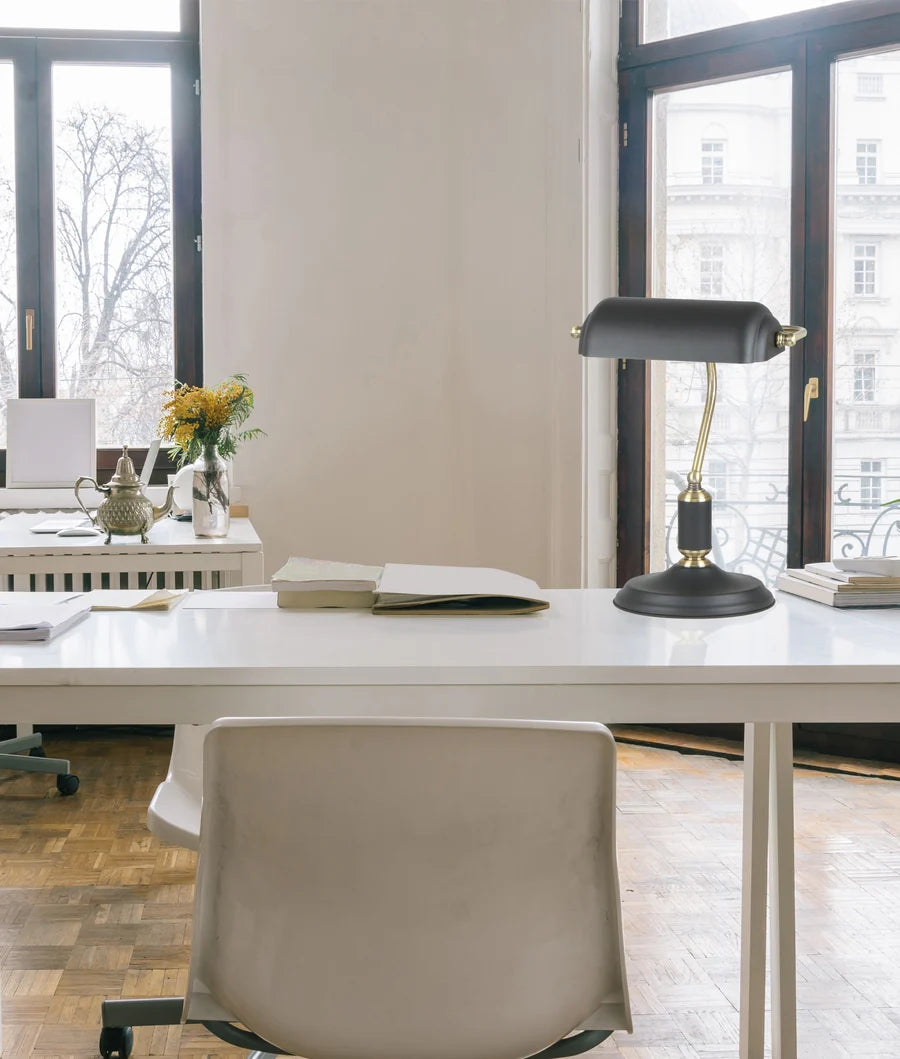 BANCA | Black Bankers Table Lamp
