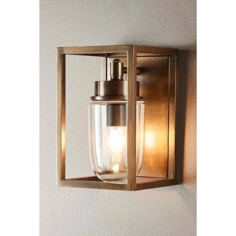 WELLINGTON | Bronze Exterior Wall Light
