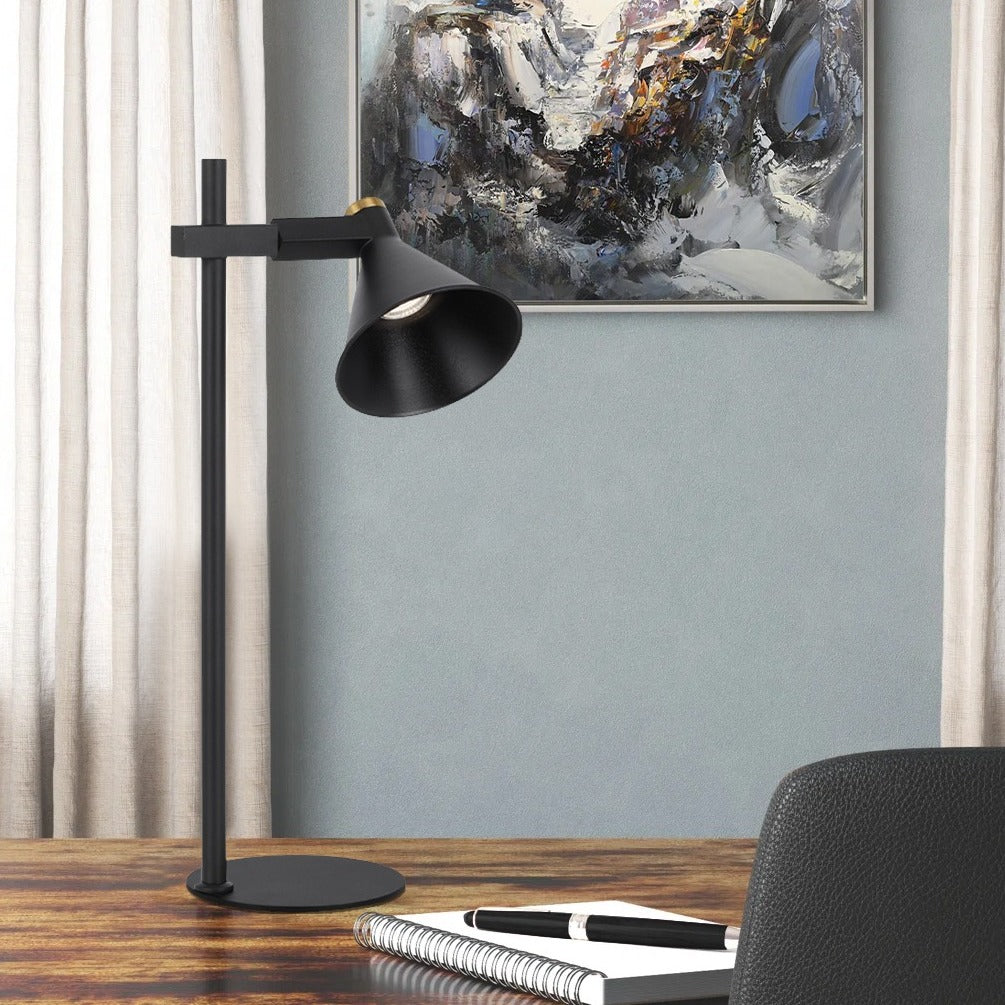 ROSNER | Black Sand Table Lamp